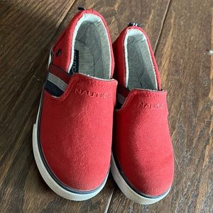 Slip on Nautica boat shoe toddler 9
